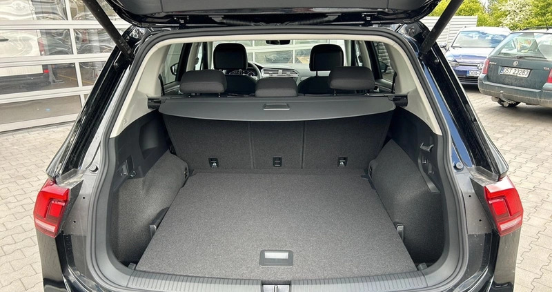 Volkswagen Tiguan Allspace cena 176760 przebieg: 1, rok produkcji 2024 z Dzierżoniów małe 232